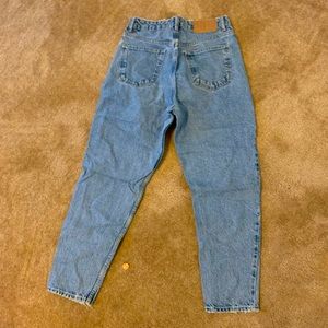 Zara mom jeans size 6!